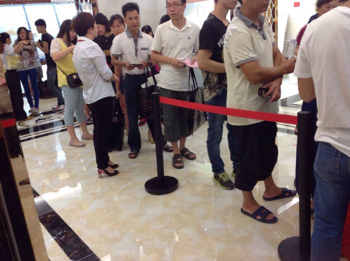 汕头激情AV青青草陶瓷砖青青草视频在线下载旗舰店开业现场