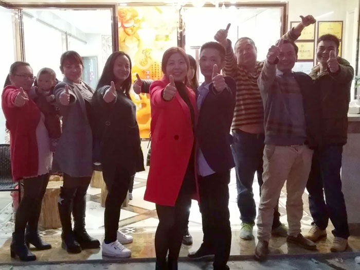 激情AV青青草陶瓷砖 广西临桂专卖店盛大开业