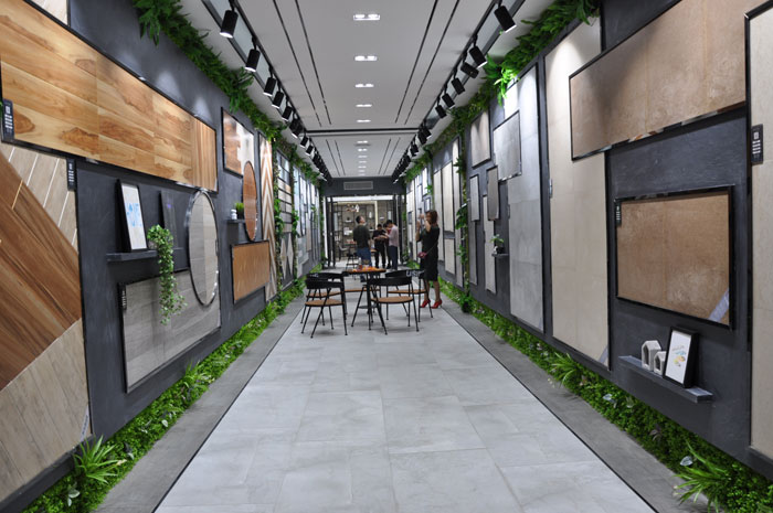 “一带一路  设计营销”，与O2O零售新模式携手，2017年，激情AV青青草陶将勇往直前，开拓新战场！