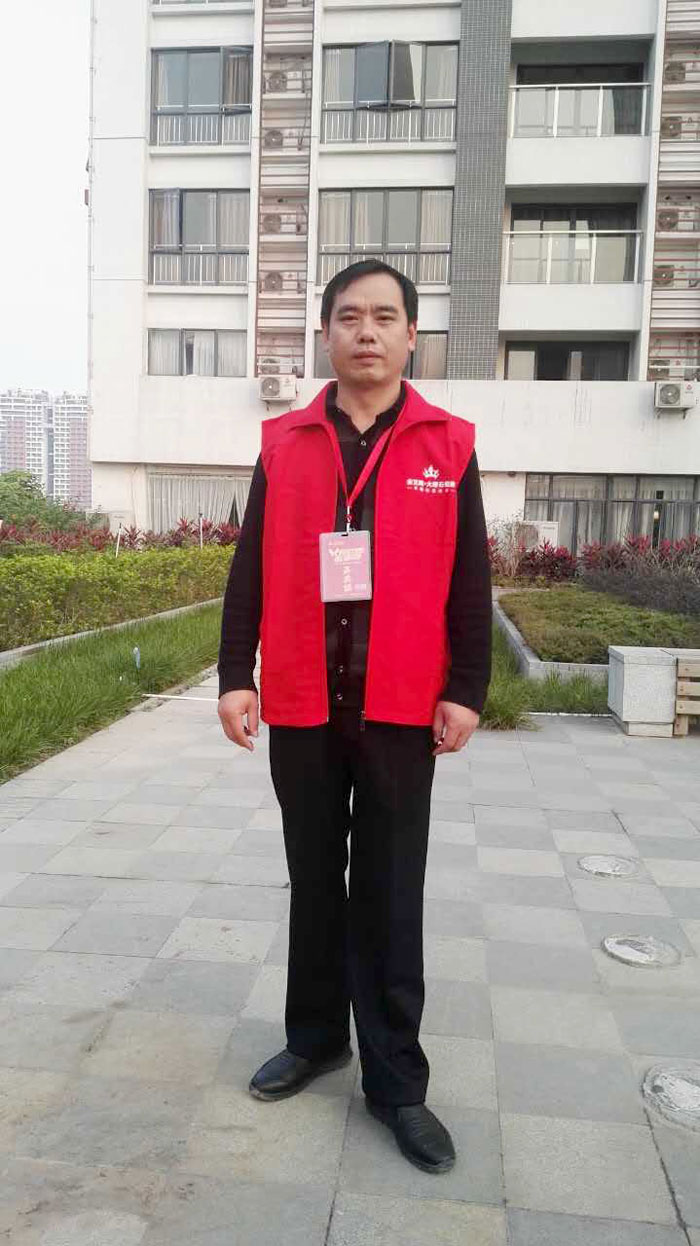 雷厉风行的传奇人物——激情AV青青草陶湖南衡阳总代理唐昭平