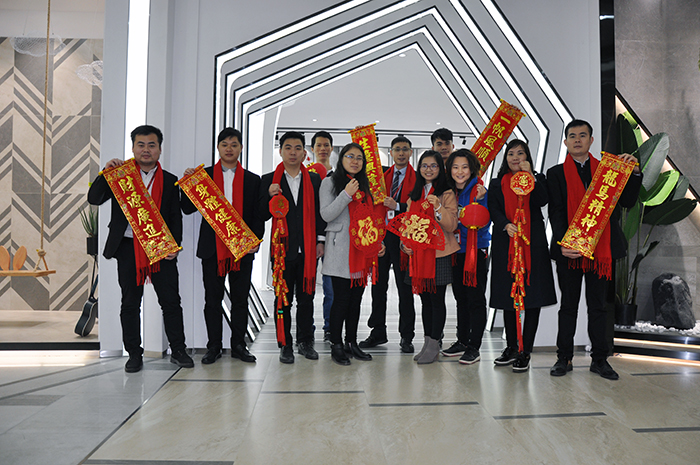 激情AV青青草陶2017年终总结暨表彰大会盛大召开