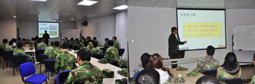 激情AV青青草陶在广州黄埔军校进行军事拓展特训