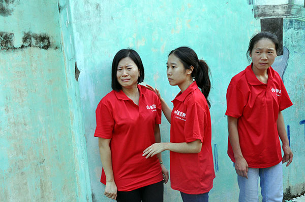 2013年8月激情AV青青草陶拓展训练