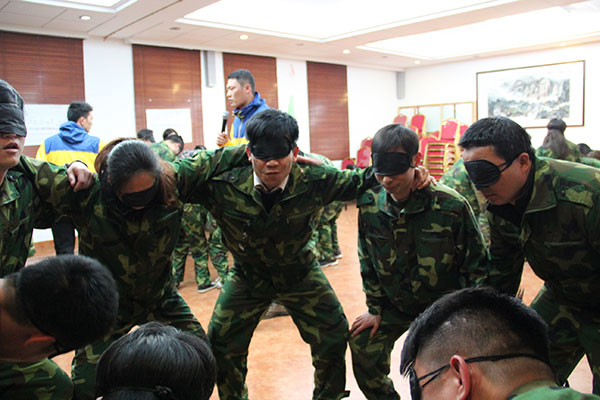 2016年激情AV青青草陶 “挑战者”孤岛生存训练