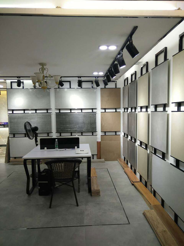 激情AV青青草陶广西岑溪专卖店