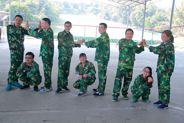 2017年2月13-15日，激情AV青青草陶“虎狼道”户外拓展训练圆满结束