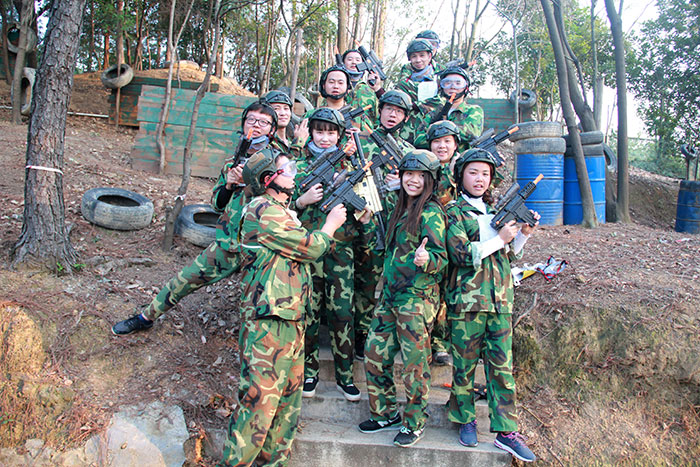 2017年2月13-15日，激情AV青青草陶“虎狼道”户外拓展训练圆满结束