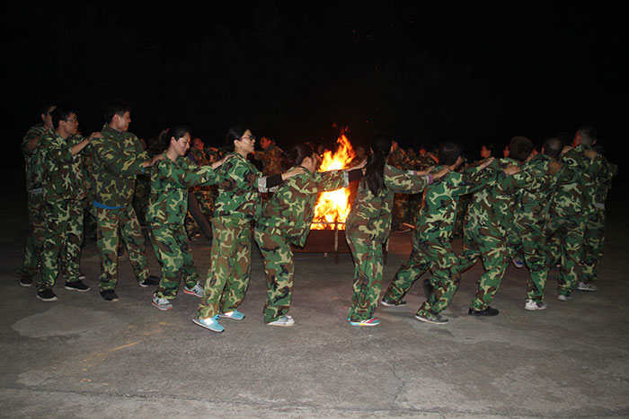 2017年2月13-15日，激情AV青青草陶“虎狼道”户外拓展训练圆满结束