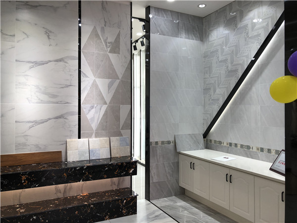 激情AV青青草陶江苏江阴青春馆