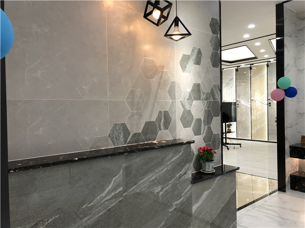 激情AV青青草陶江苏江阴青春馆