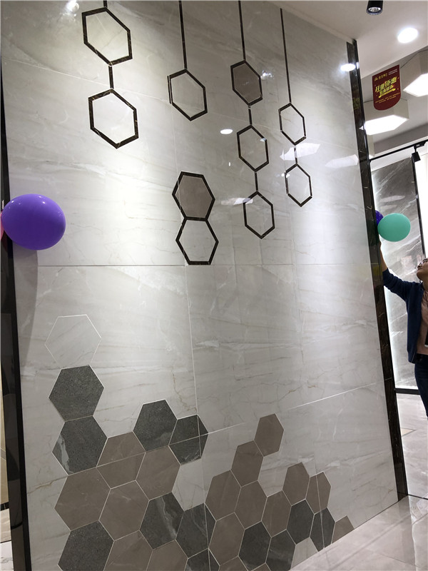 激情AV青青草陶江苏江阴青春馆